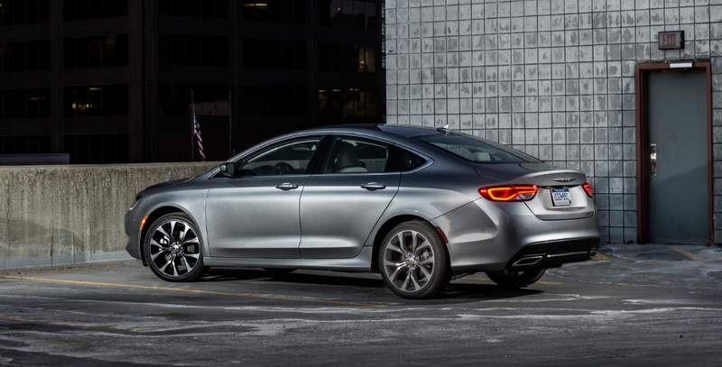 Illustration for article titled Chrysler 200: The Ultimate Buyer's Guide